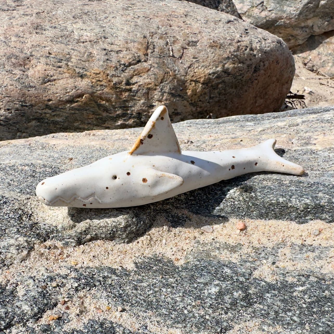 TIBURCIO - Handmade Funky Ceramic Sharks