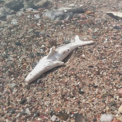 TIBURCIO - Handmade Funky Ceramic Sharks